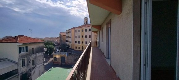 4 rooms Apartment in Ventimiglia, Italy No. 267562 12