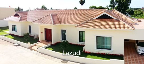 4 bedrooms Cafe / restaurant in Bang Lamung, Thailand No. 15363 6