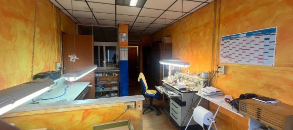35m² Commercial property in Rome, Italy No. 352904 3