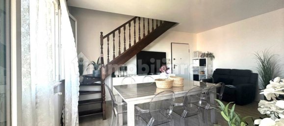 3 bedrooms Apartment in Sassuolo, Italy No. 279969 4