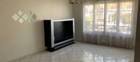 4 Schlafzimmer Haus in Melun, France, Nr. 130792 2