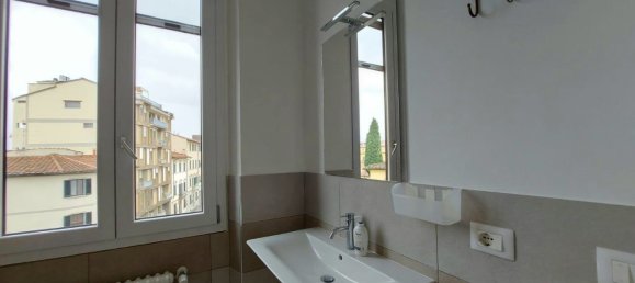 4 bedrooms Penthouse in Florence, Italy No. 353135 25