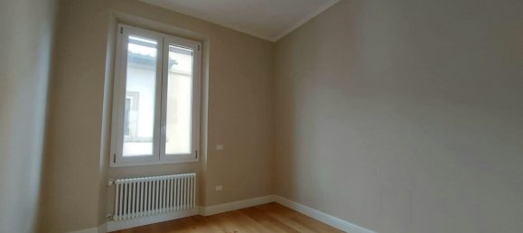 4 bedrooms Penthouse in Florence, Italy No. 353135 6