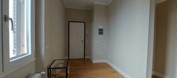 4 bedrooms Penthouse in Florence, Italy No. 353135 12