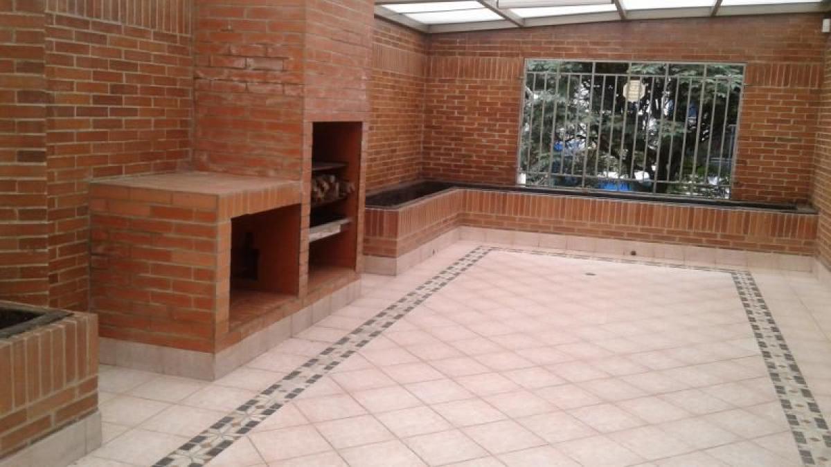 3 bedrooms House in Bogota, Colombia No. 13016