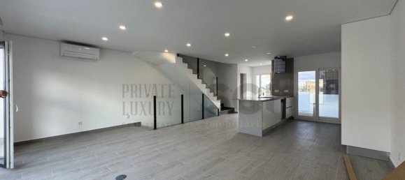 4 bedrooms House in Corroios, Portugal No. 102831 11