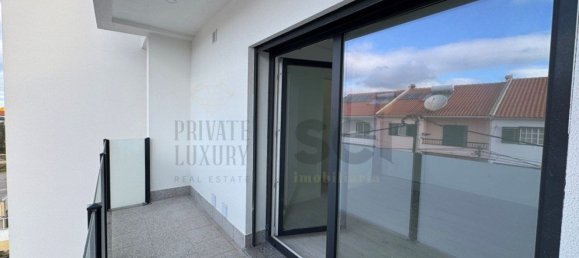 4 bedrooms House in Corroios, Portugal No. 102831 27