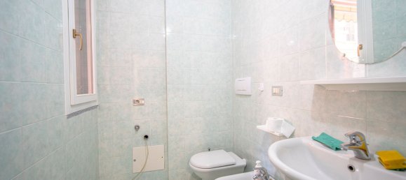 7 rooms Apartment in Genoa, Italy No. 294936 30