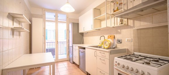 7 rooms Apartment in Genoa, Italy No. 294936 5