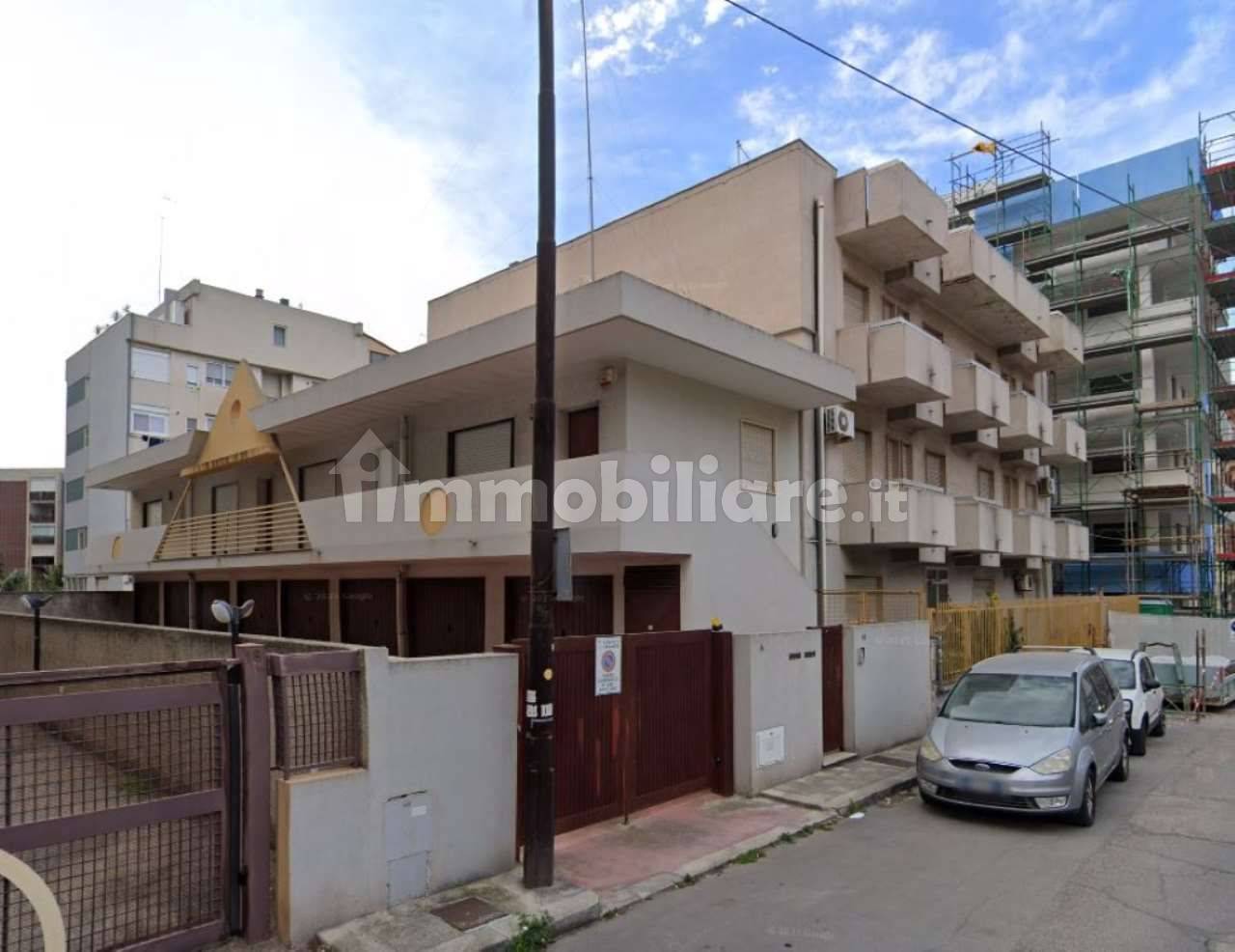 1 room Commercial property in Taranto, Italy No. 310206