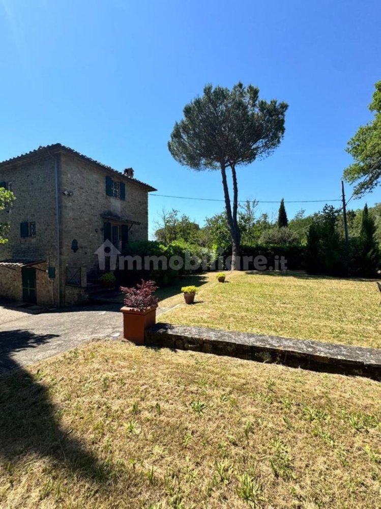 3 bedrooms House in Tuoro sul Trasimeno, Italy No. 356581