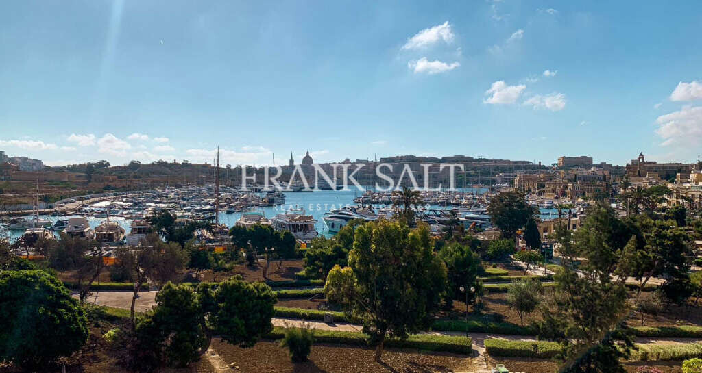 2 bedrooms Apartment in Gzira, Malta No. 9295