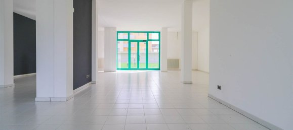 Коммерческая недвижимость 151м² в Конкордия Саджиттария, Италия № 175290 21