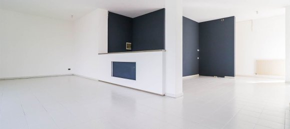 Коммерческая недвижимость 151м² в Конкордия Саджиттария, Италия № 175290 11