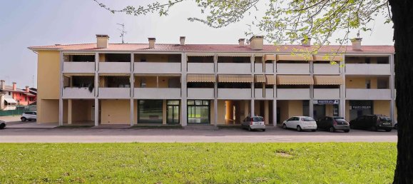 Коммерческая недвижимость 151м² в Конкордия Саджиттария, Италия № 175290 3