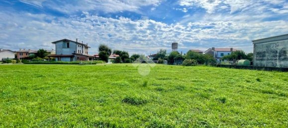 Grundstück in Tezze sul Brenta, Italy 1380m², Nr. 341415 10