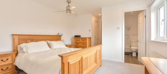 4 bedrooms House in Essex, United Kingdom No. 4084 8