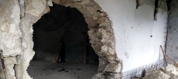 360m² Building in Caramanico Terme, Italy No. 43178 7