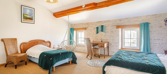 6 Schlafzimmer Haus in Surgeres, France, Nr. 301467 5