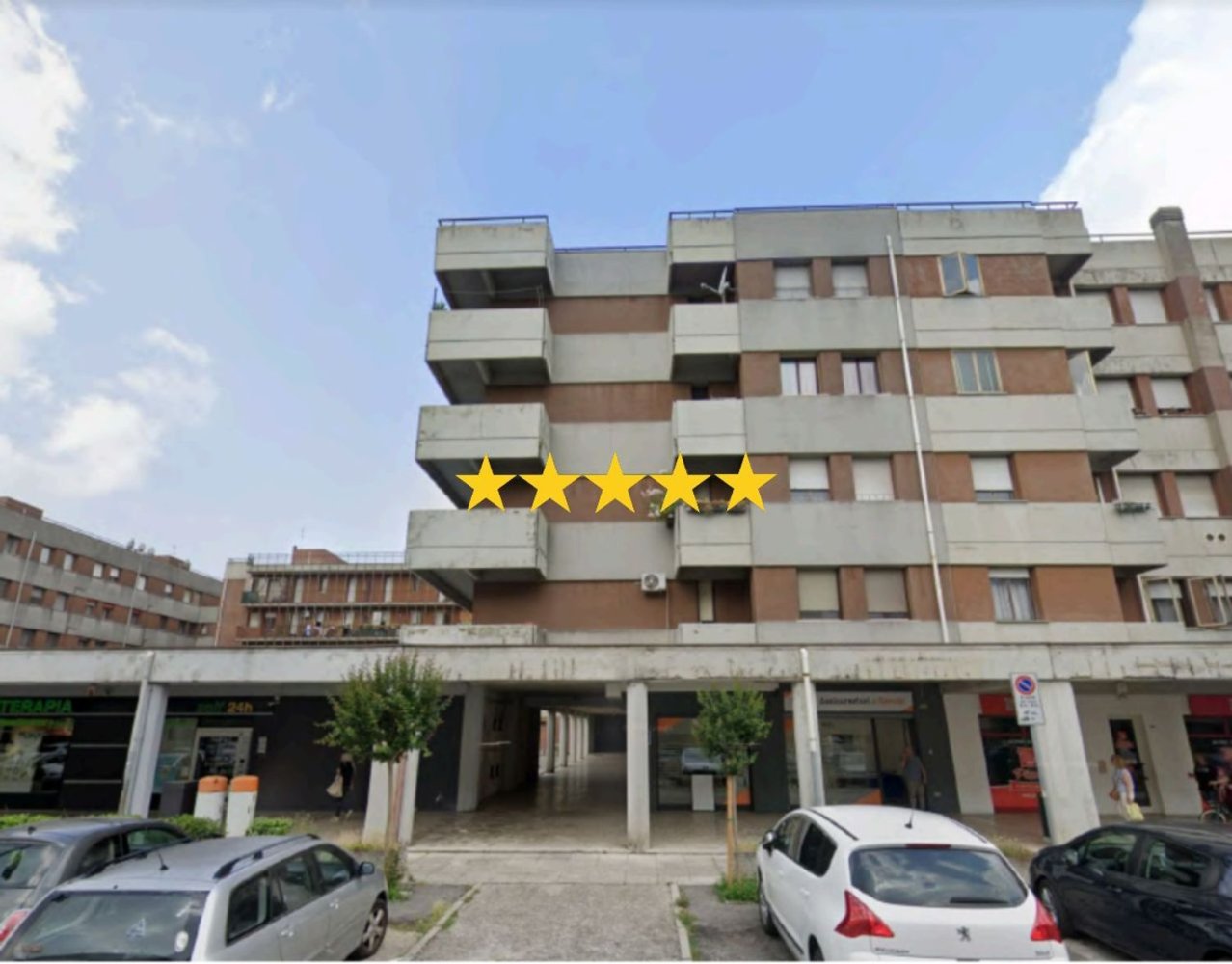 5 bedrooms Apartment in Spinea, Italy No. 327905
