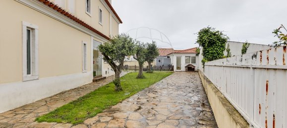 4 bedrooms House in Sintra, Portugal No. 38467 3