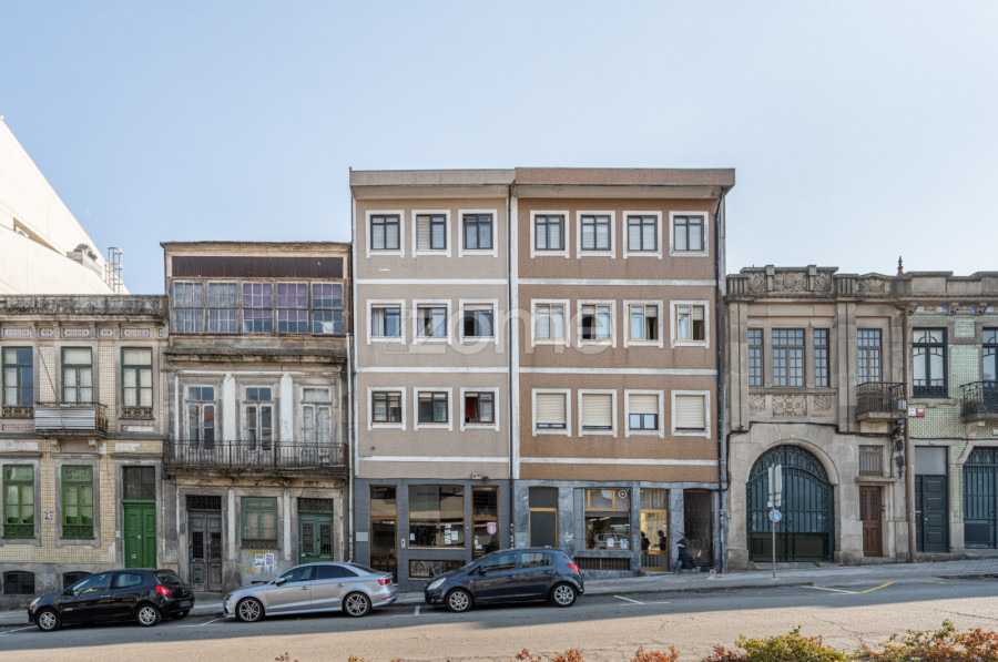 Квартира с 2 спальнями в Порту, Португалия № 249431