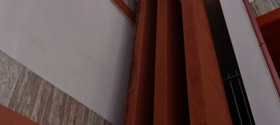 Apartamento de 3 dormitorios en Latina, Italy No. 348200 5