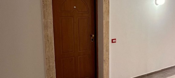 Apartamento de 3 dormitorios en Latina, Italy No. 348200 9