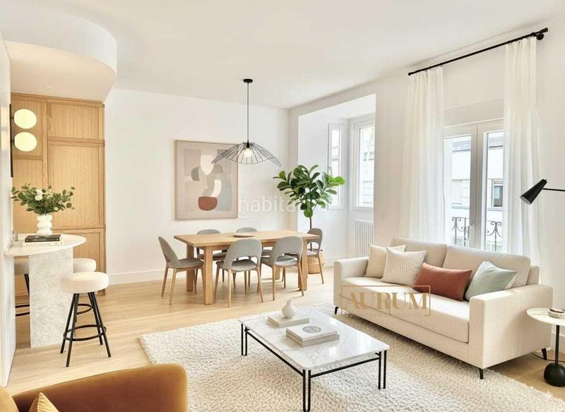 Apartamento de 3 dormitorios en Madrid, Spain No. 247050