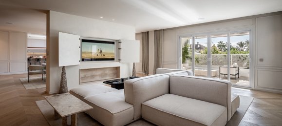 4 bedrooms Apartment in Marbella, Spain No. 5414 5