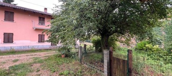 5 bedrooms House in Castelnuovo Don Bosco, Italy No. 349389 4