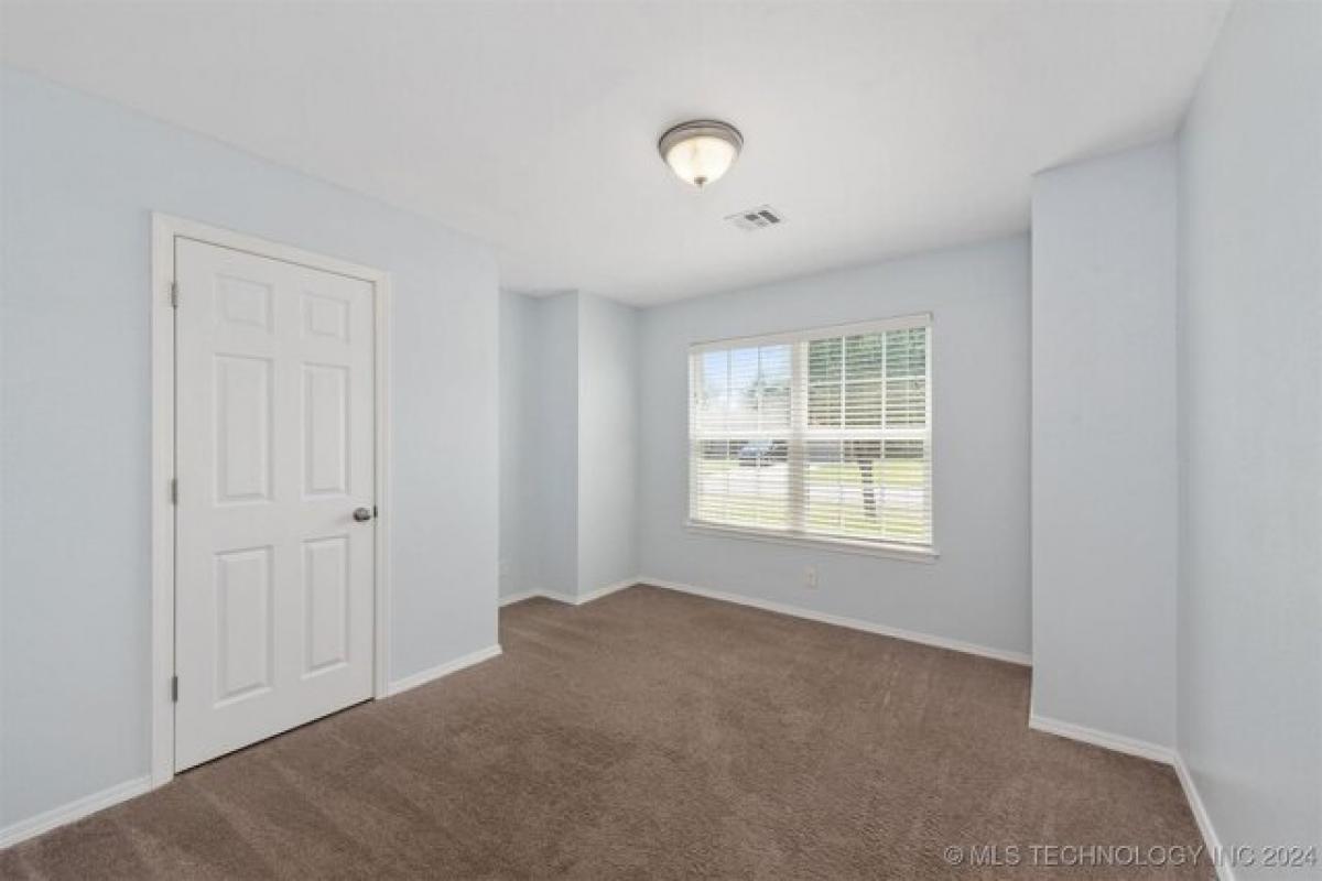 3 bedrooms House in Broken Arrow, USA No. 431993