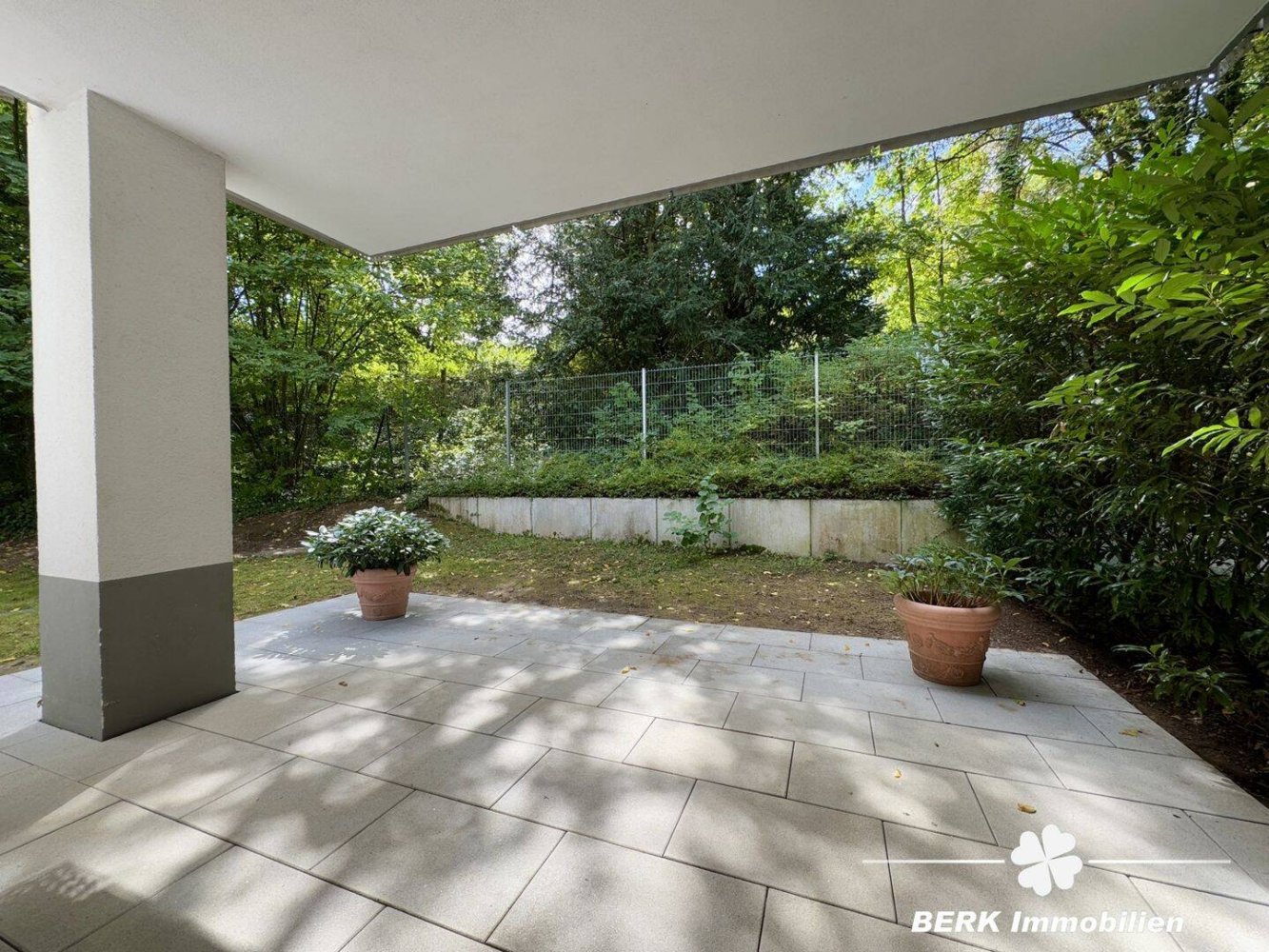 2 chambres Appartement à Frankfurt am Main, Germany No. 318593