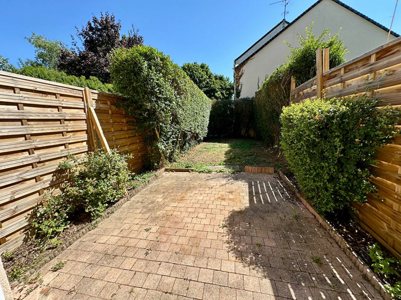 3 bedrooms House in Tours, France No. 273486