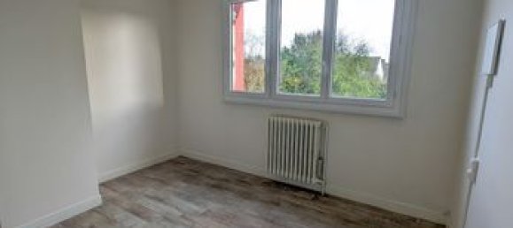 Casa de 2 dormitorios en La Chapelle-Saint-Aubin, France No. 308330 6