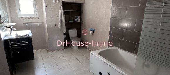 3 bedrooms House in Ciron, France No. 49704 6