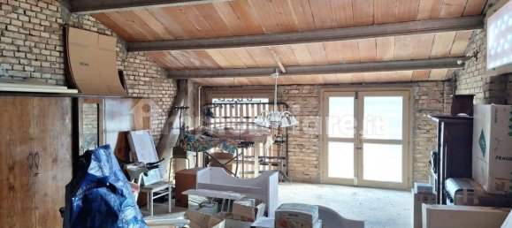 4 bedrooms House in Alfonsine, Italy No. 327240 15