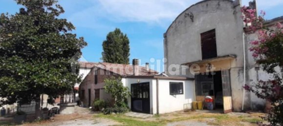 2 bedrooms Apartment in Cerea, Italy No. 360367 2