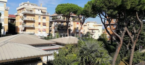 Квартира с 1 спальней в Рим, Италия № 260091 2