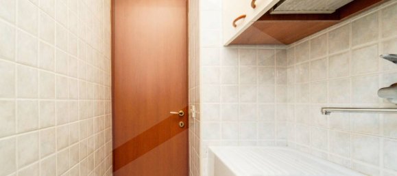 Studio in Milan, Italy No. 241328 11