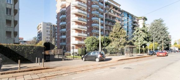 Studio in Milan, Italy No. 241328 20