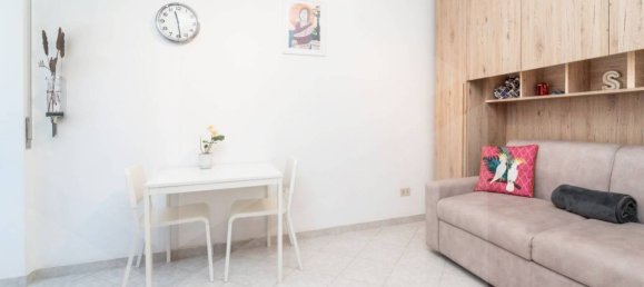 Studio in Milan, Italy No. 241328 3