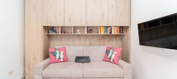 Studio in Milan, Italy No. 241328 6