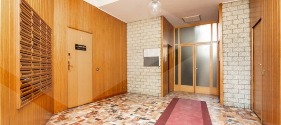 Studio in Milan, Italy No. 241328 17