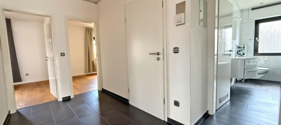4 rooms Apartment in Dusseldorf, Germany No. 339011 3