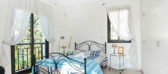 Вилла с 2 спальнями в Пафос, Кипр № 7004 3