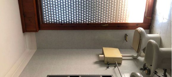 3 rooms Apartment in Venice, Italy No. 53177 3