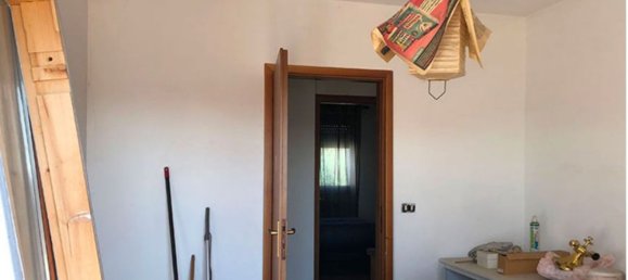 3 rooms Apartment in Venice, Italy No. 53177 18