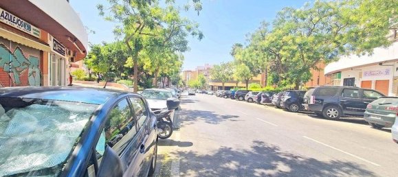 5 bedrooms Commercial property in Malaga, Spain No. 180144 2