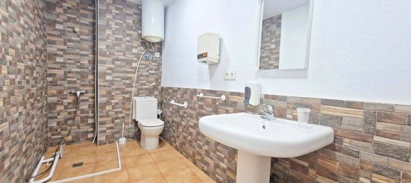 5 bedrooms Commercial property in Malaga, Spain No. 180144 13